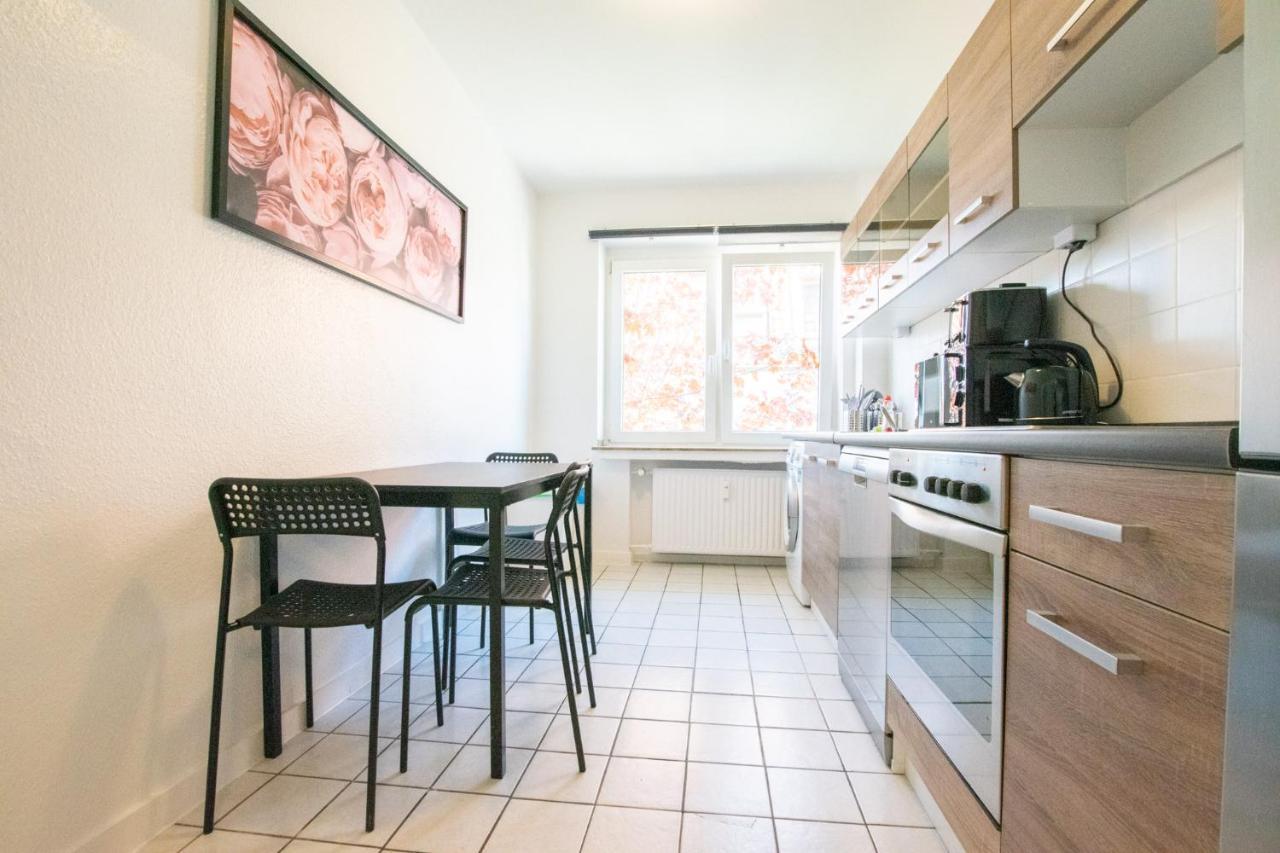 Raj Living - 1 , 3 And 4 Room Apartments - 20 Min Messe Dus & Airport Dus Meerbusch Exterior photo