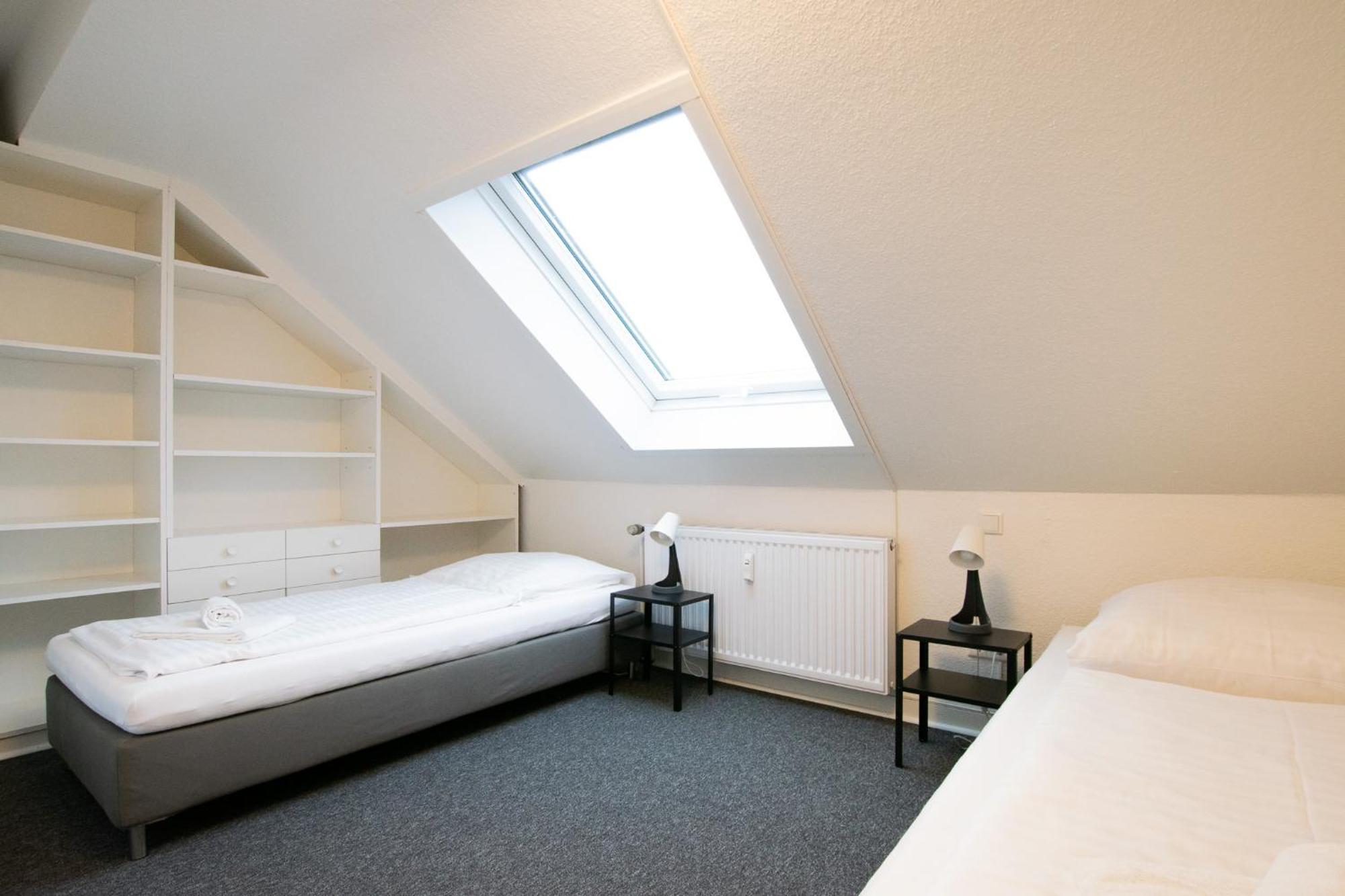 Raj Living - 1 , 3 And 4 Room Apartments - 20 Min Messe Dus & Airport Dus Meerbusch Exterior photo